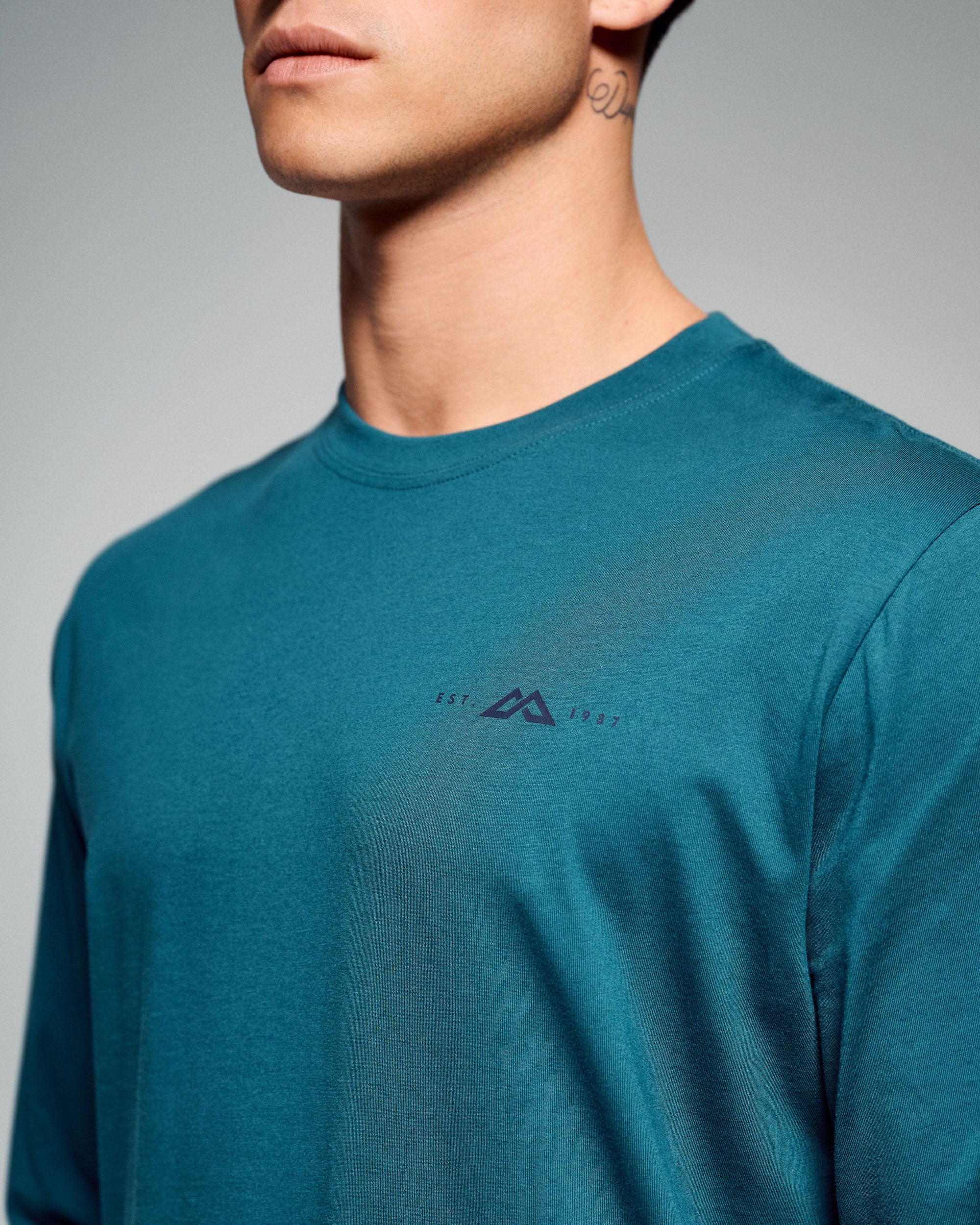 Men's 1987 Organic Cotton Long Sleeve Tee - Ocean - Image 5