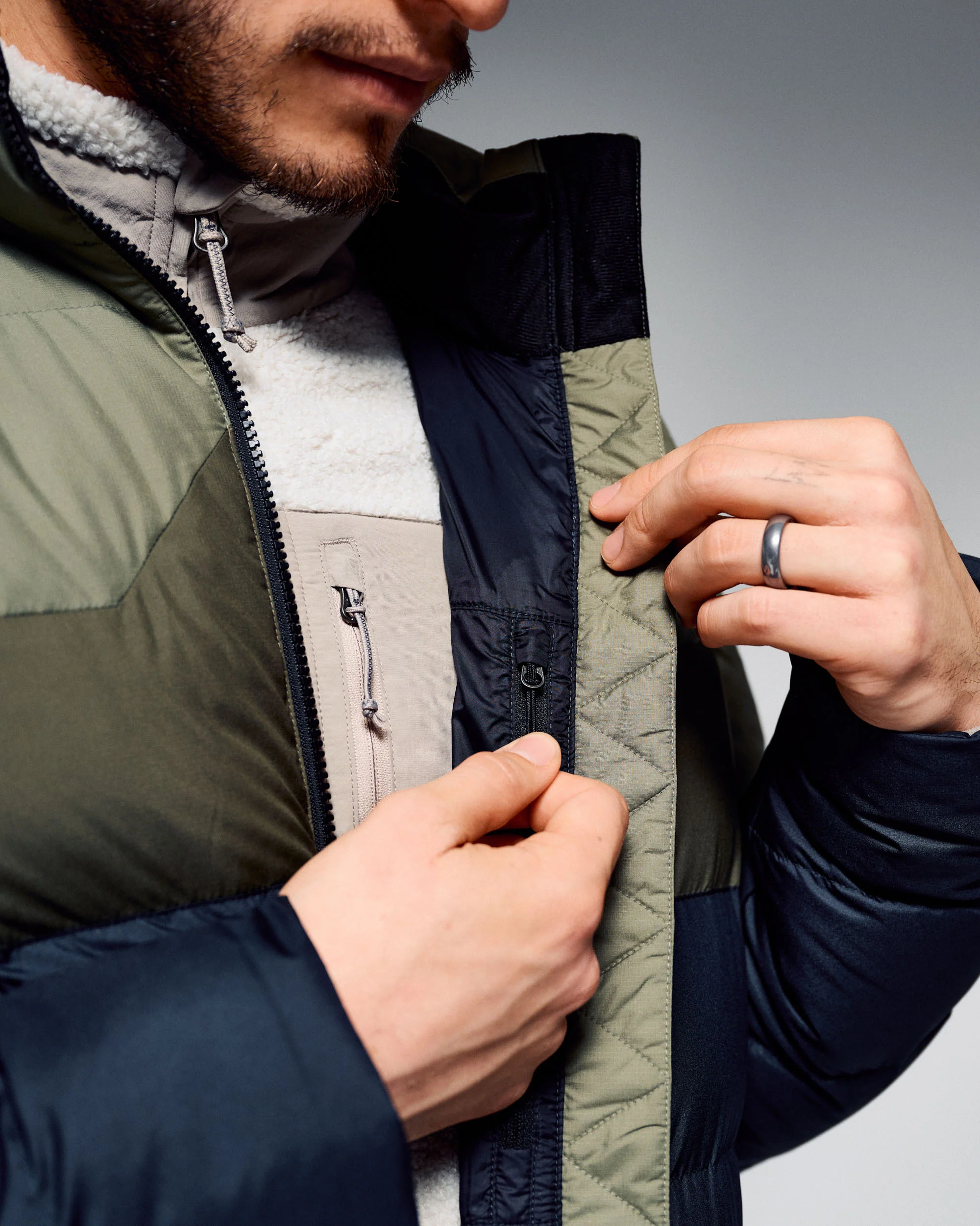 Men's Epiq Limited Down Jacket - Black Block - Image 4