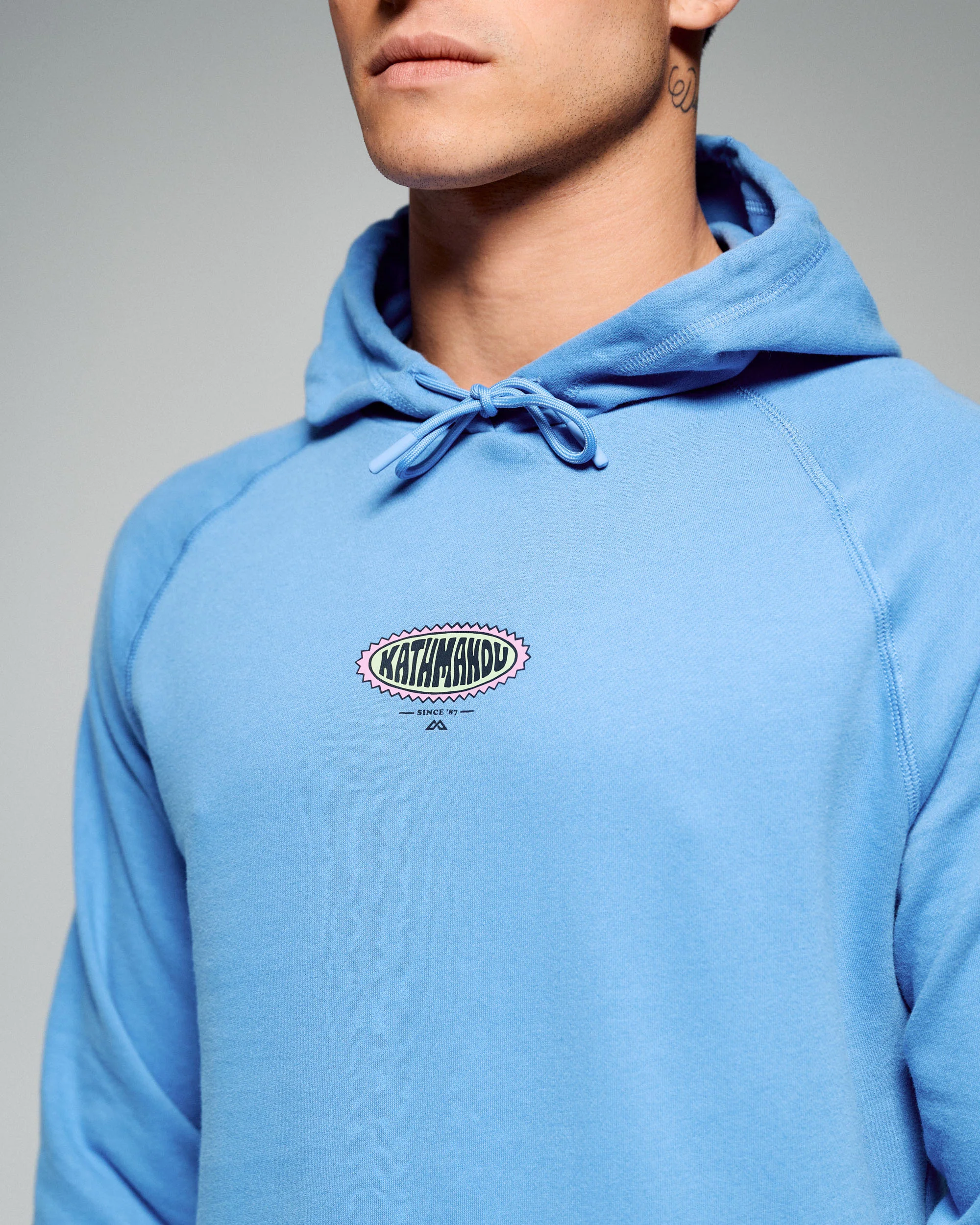 Men’s Retro Badge Hoodie - Washed Peri - Image 2