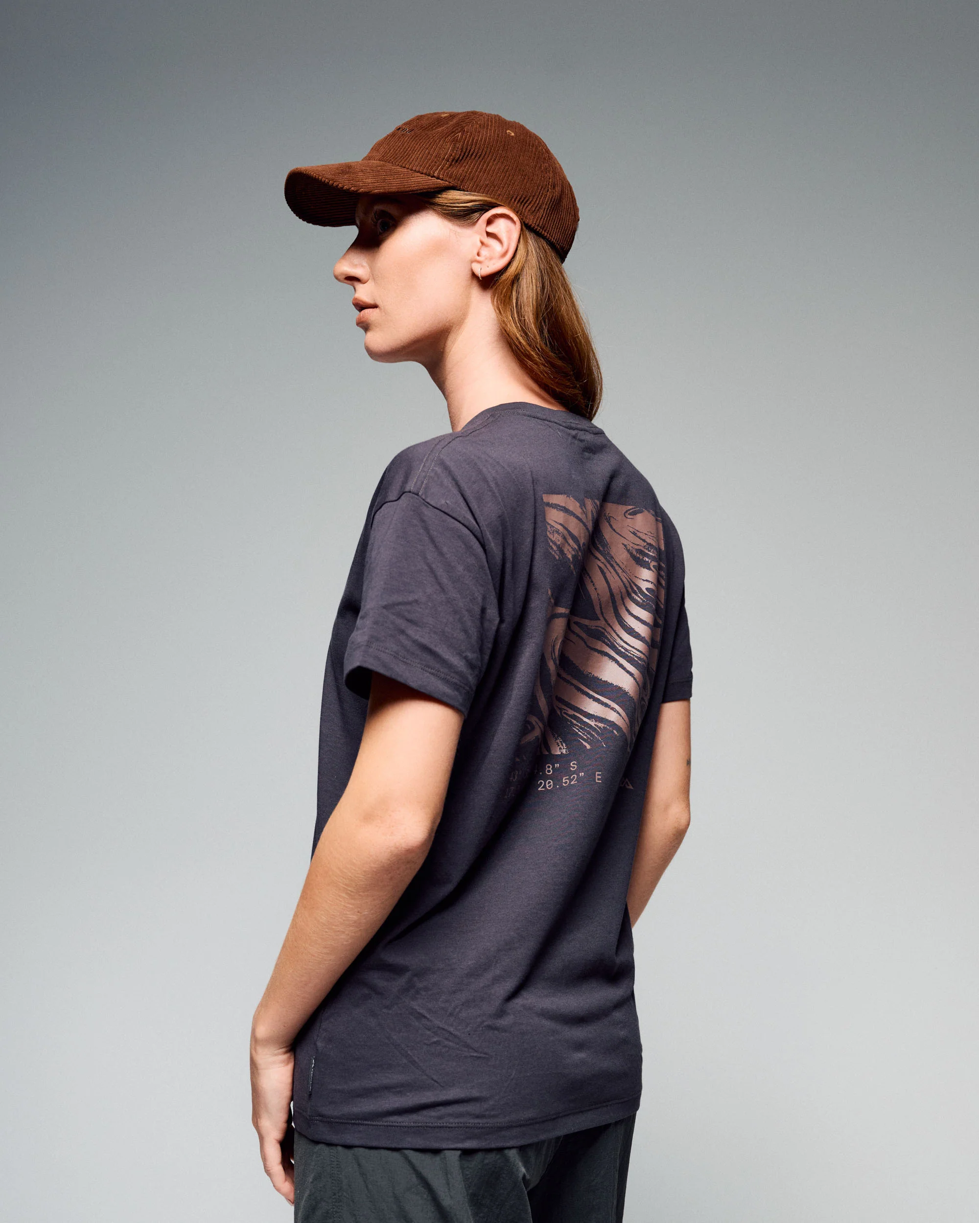 Women's Braided River Organic Cotton T-Shirt - Washed Black - Image 5