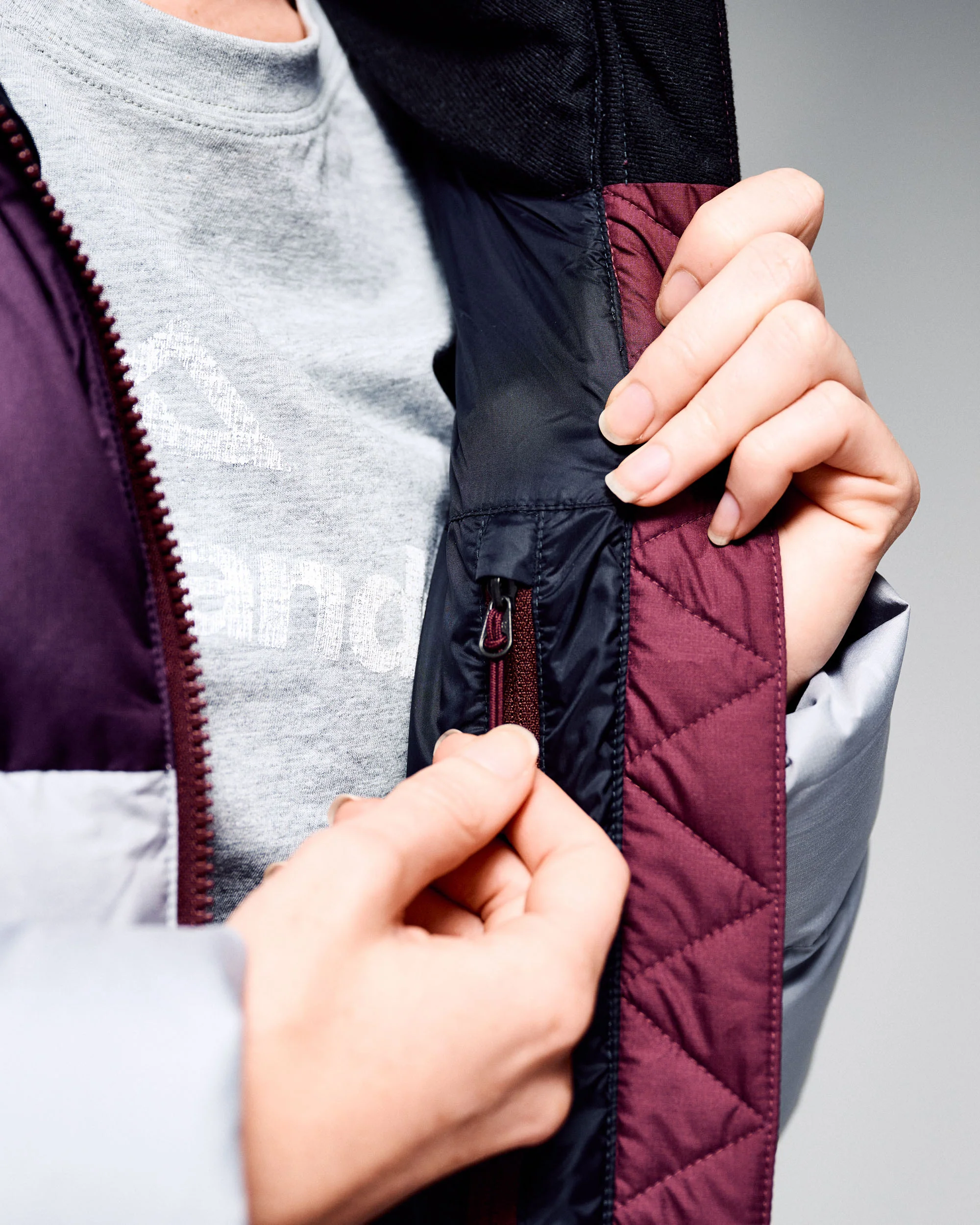Women's Epiq Limited Down Jacket - Alloy Block - Image 4